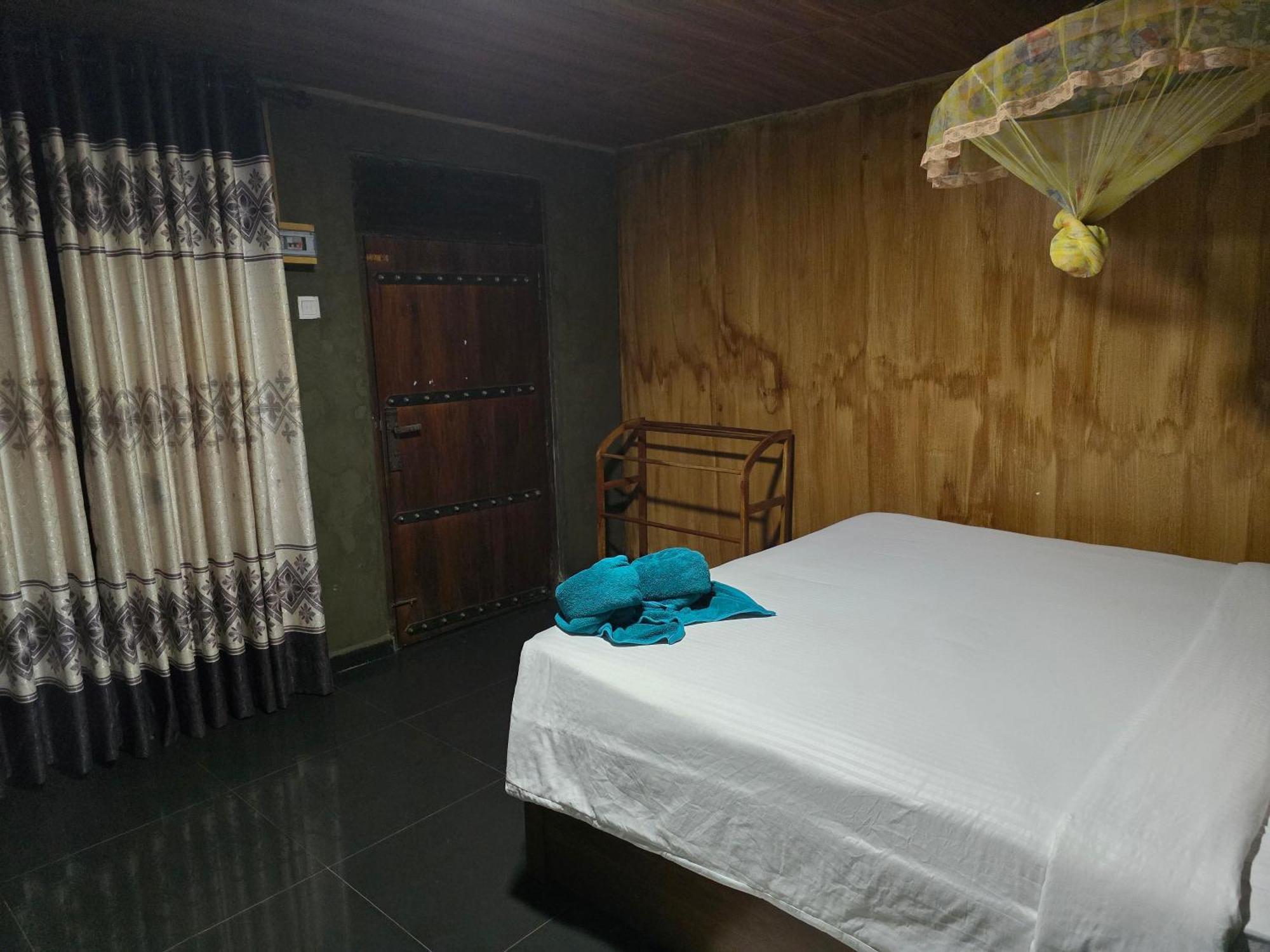 Ceylon Resort วิลปัตตู ภายนอก รูปภาพ