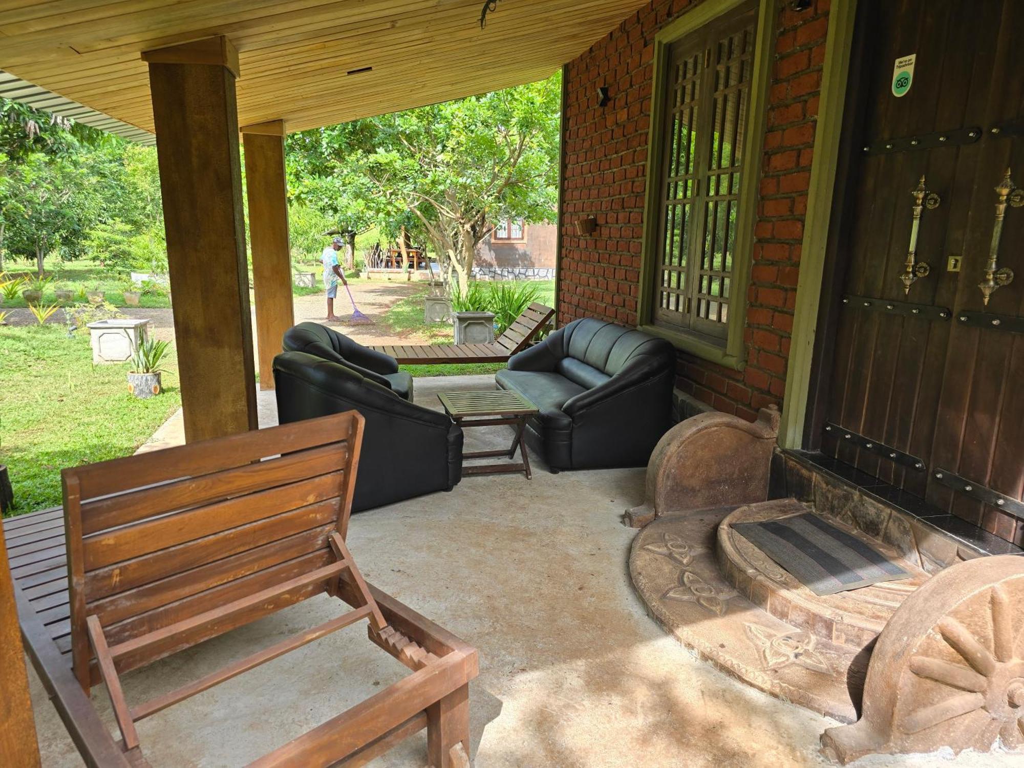 Ceylon Resort วิลปัตตู ภายนอก รูปภาพ
